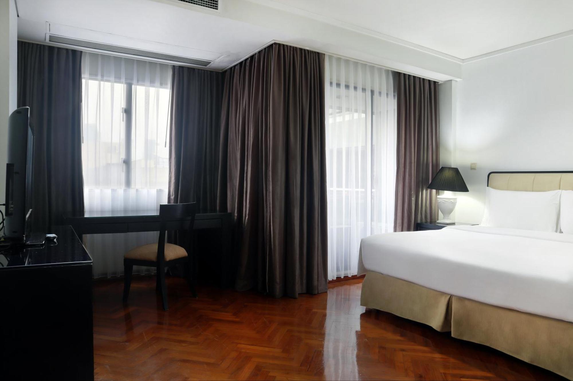 Oakwood Suites Kuningan Yakarta Exterior foto